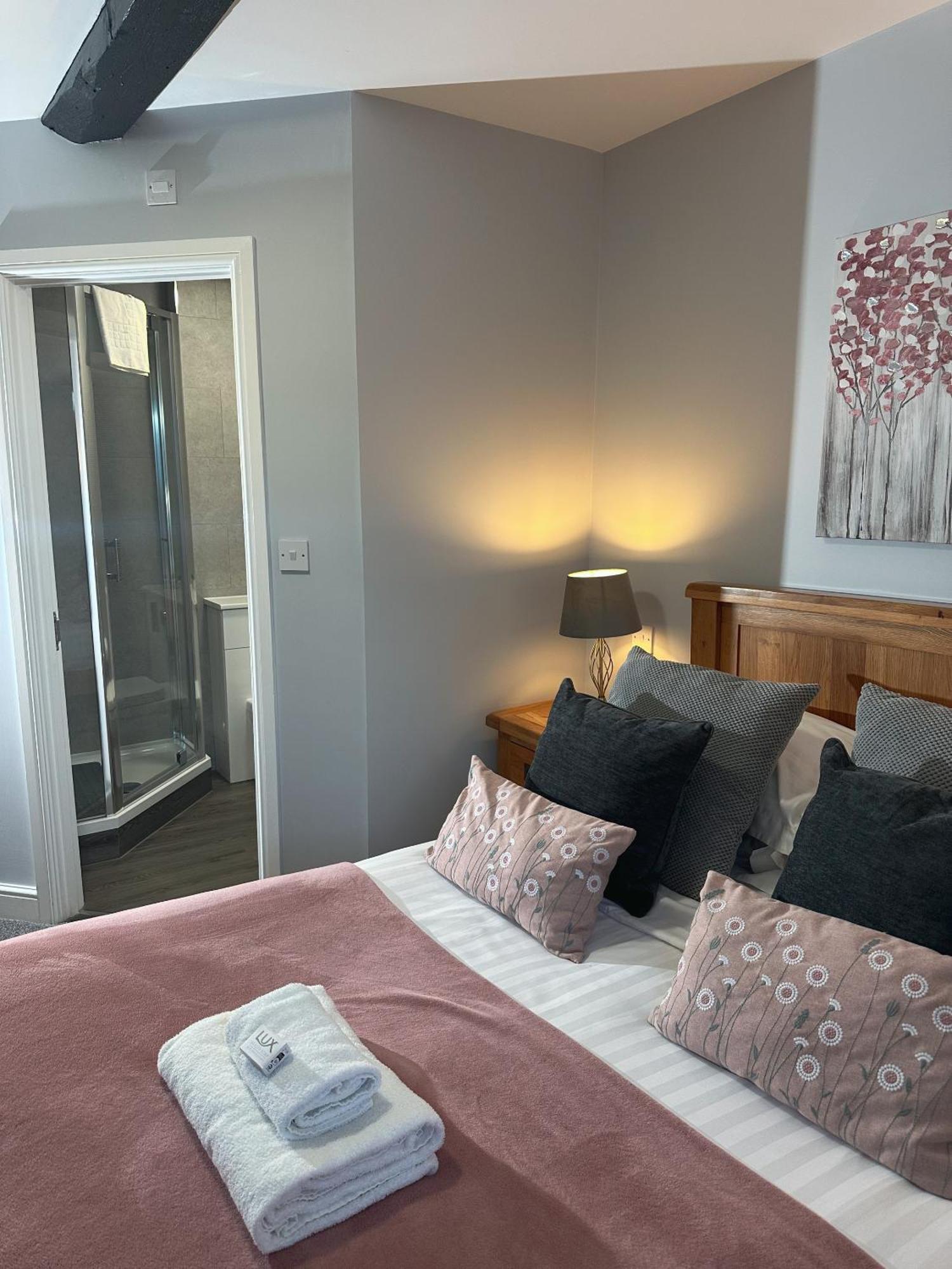 The Corbet Arms Uffington (Shropshire) Quarto foto
