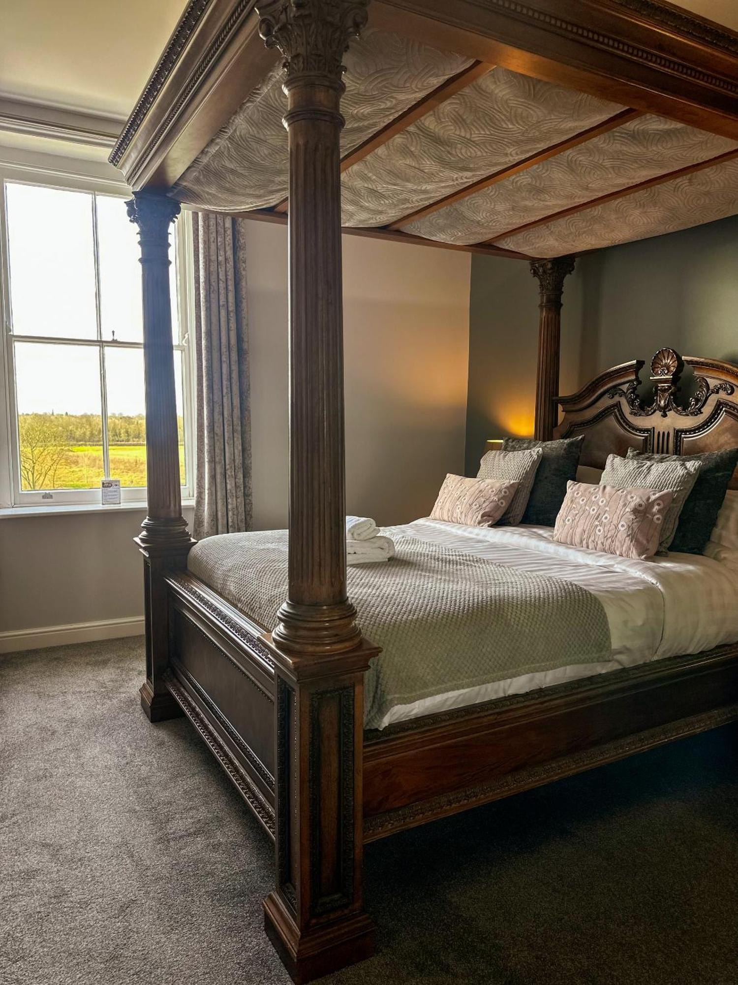 The Corbet Arms Uffington (Shropshire) Quarto foto