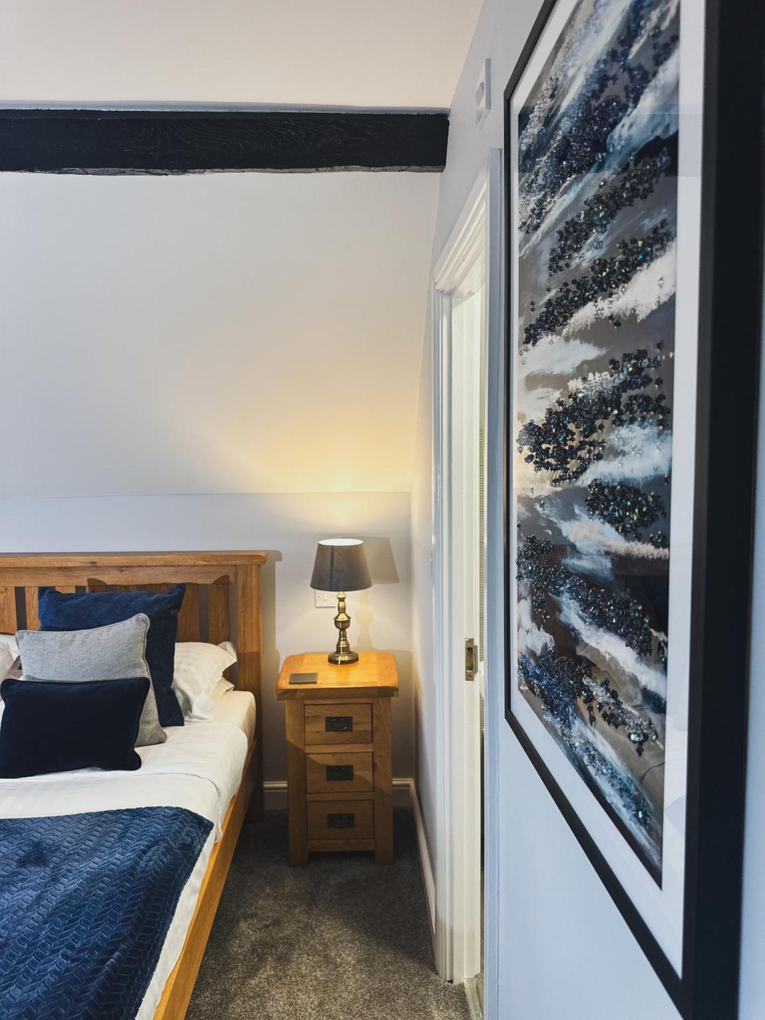 The Corbet Arms Uffington (Shropshire) Quarto foto